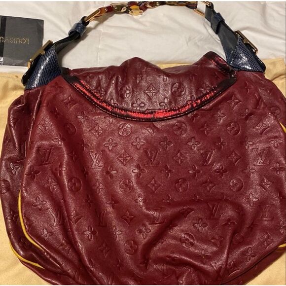 Louis Vuitton Epices Kalahari Monogram Hobo Bag Burgundy Leather Limited Edition - Picture 13 of 16